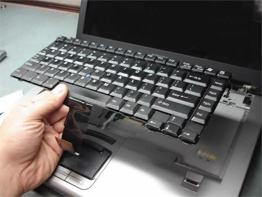 Hướng Dẫn Vệ Sinh Bàn Phím Laptop Tháo lắp bàn phím laptop
