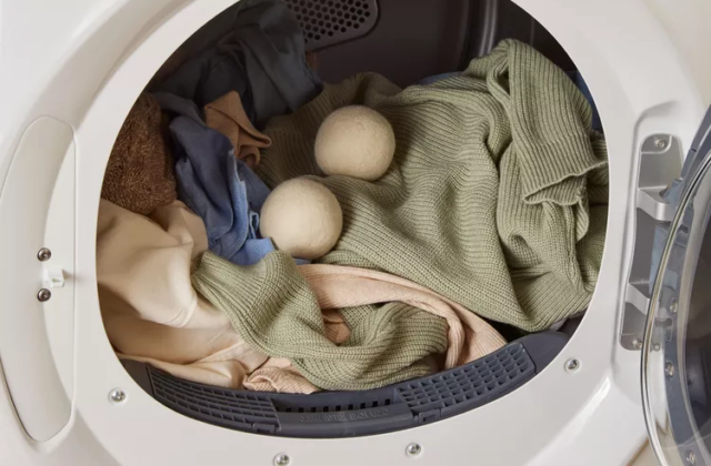 Khám Phá Lợi Ích Của Bóng Sấy Quần Áo: Giải Pháp Thông Minh Cho Việc Sấy Khô