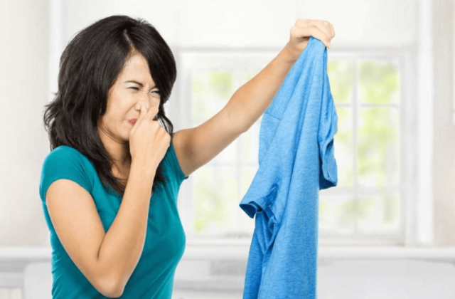 Giải Pháp Hiệu Quả Để Quần Áo Khô Trong Mùa Nồm Ẩm