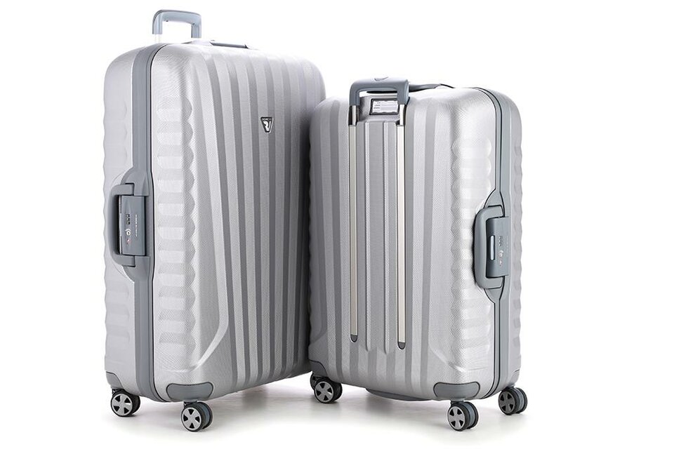 Khám Phá Tính Năng Và Độ Bền Nổi Bật Của Vali Khóa Khung