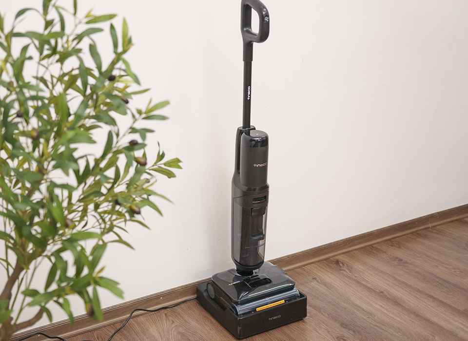 Khám Phá Tineco Floor One i7 Steam: Giải Pháp Lau Sàn Hiện Đại