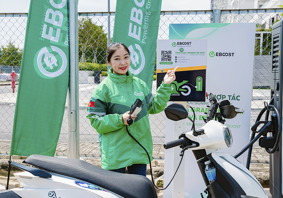 Grab Tăng Cường Đầu Tư Hạ Tầng Cổng Sạc Xe Điện Tại Việt Nam