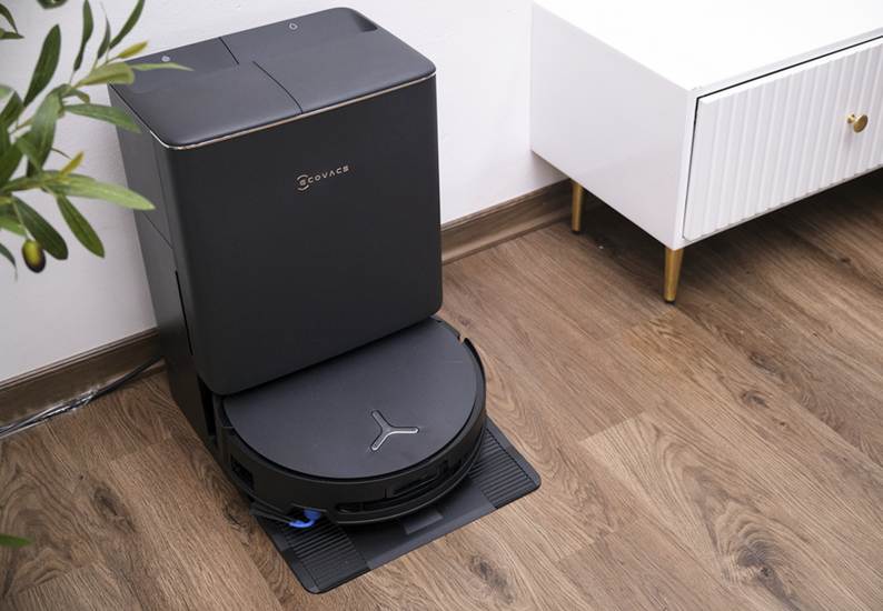 Ecovacs Dẫn Đầu Thị Trường Robot Hút Bụi Tại Việt Nam