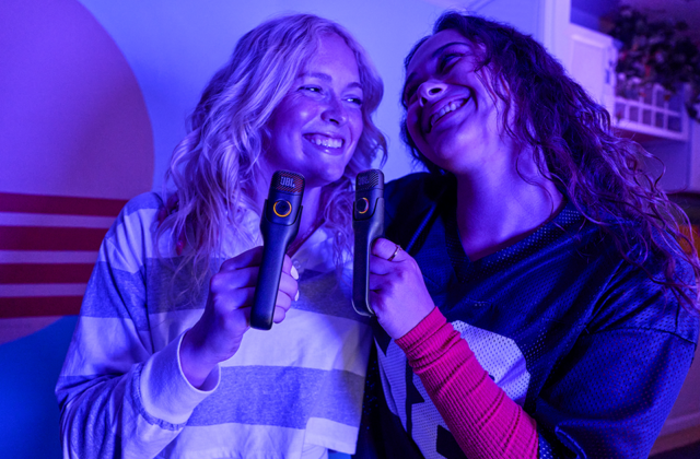 Micro không dây cho karaoke và sáng tạo nội dung: Đánh giá JBL EasySing Mic Mini