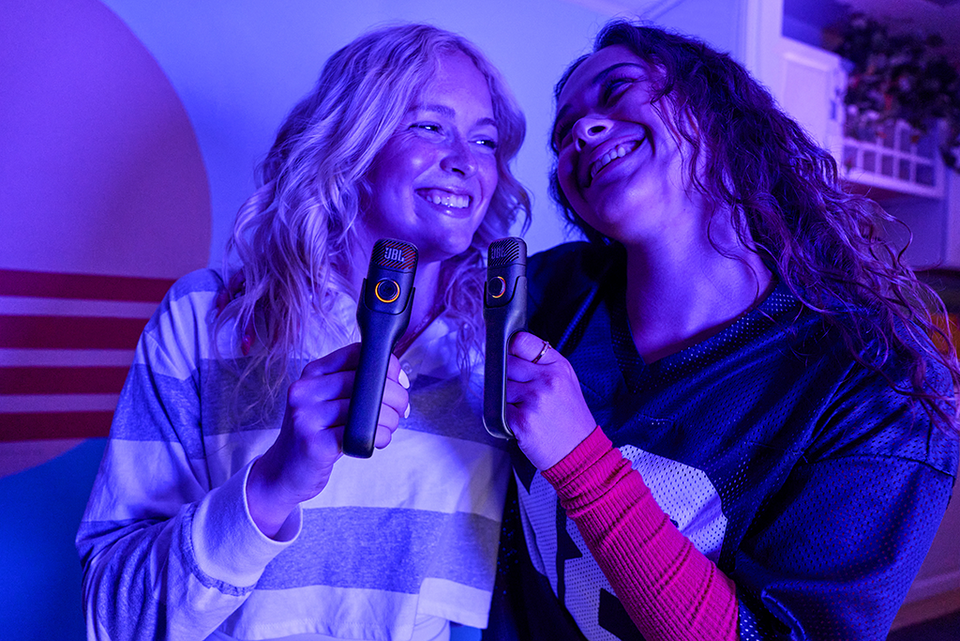 Micro không dây cho karaoke và sáng tạo nội dung: Đánh giá JBL EasySing Mic Mini